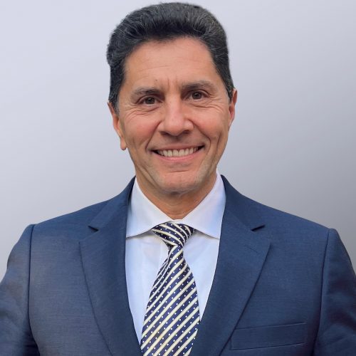 Herman-Aguinis-headshot-solid-background