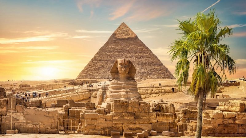 pyramids-egypt-0-0